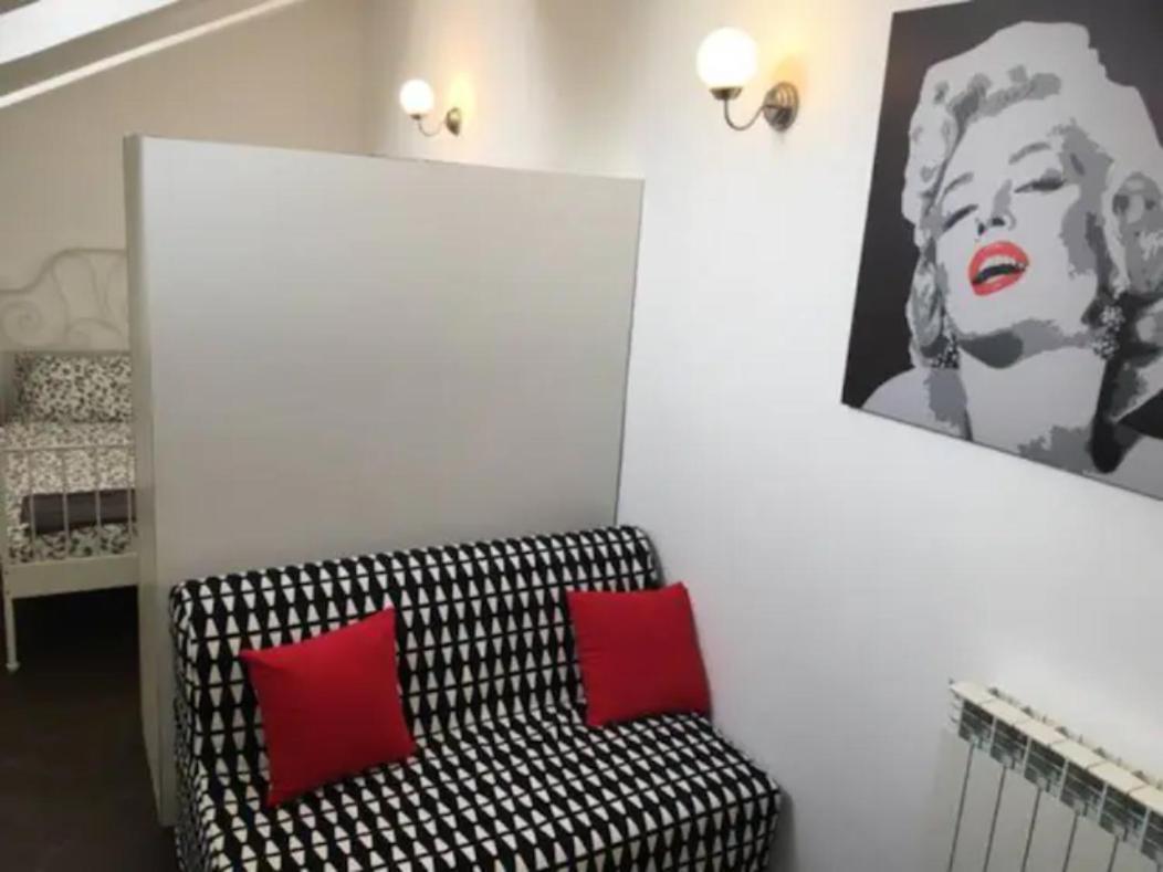 Romantica Mansarda 15 Min Dal Centro - Lome 844 Милано Екстериор снимка